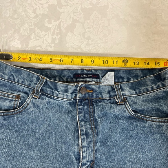 Bill Blass Womens Jeans sz 16 Med Wash Blue straight easy fit denim classic - Picture 7 of 12